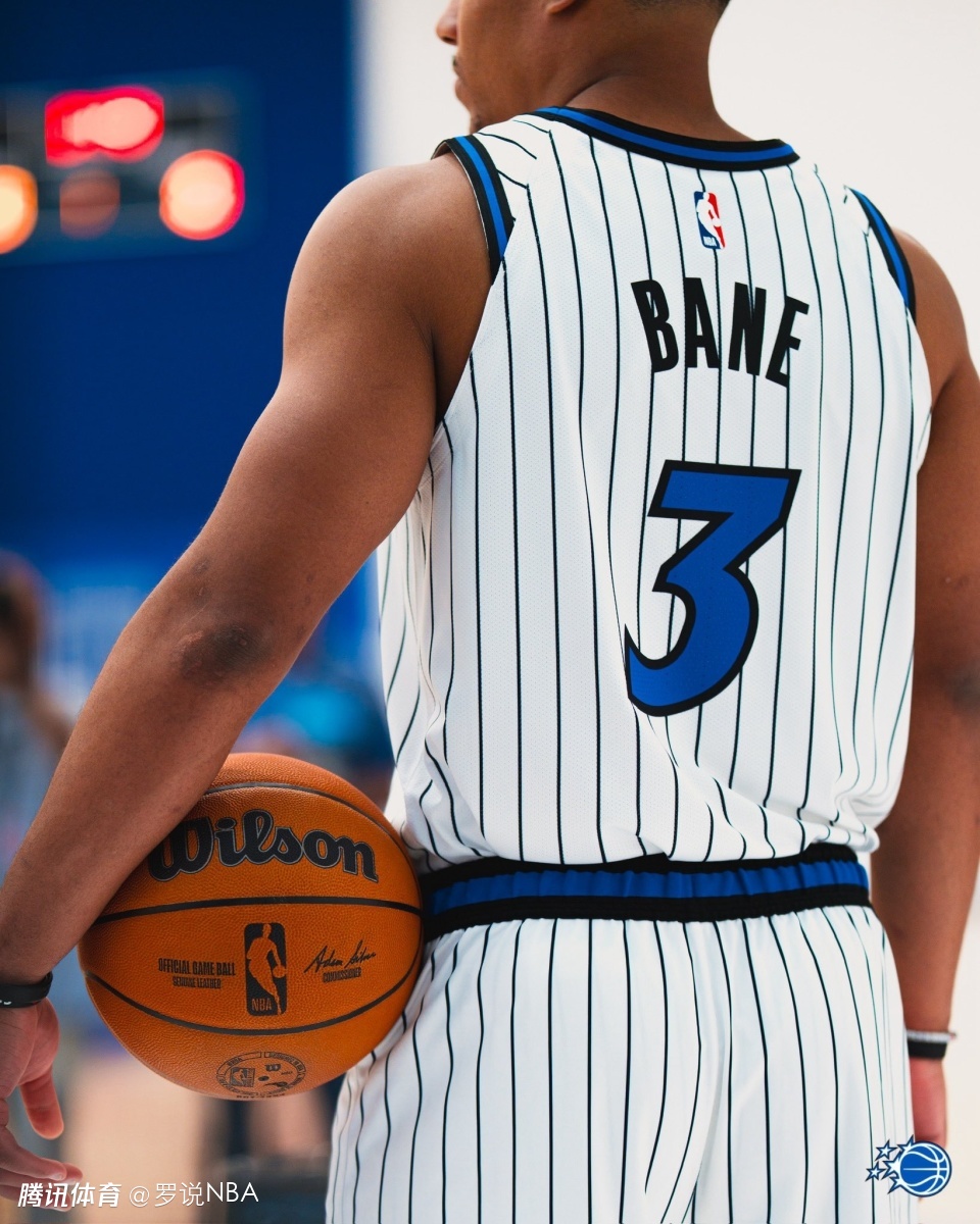 包含NBA常规赛冲刺阶段走向成谜，奥兰多魔术内部沟通，更衣室稳定，数据趋势出现新变化的词条